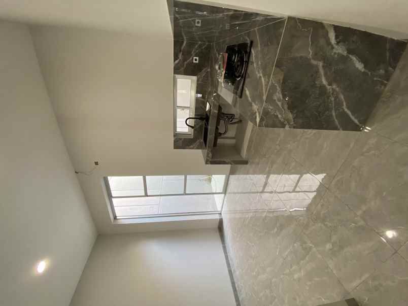 dijual rumah kavling dki kembangan