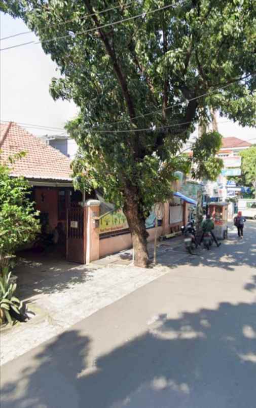dijual rumah kayu putih rawamangun