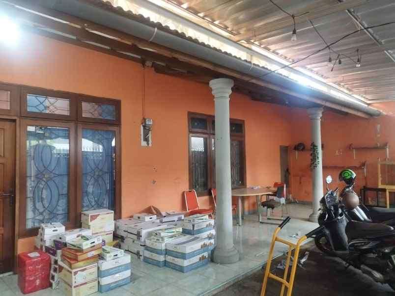 dijual rumah kayu putih rawamangun