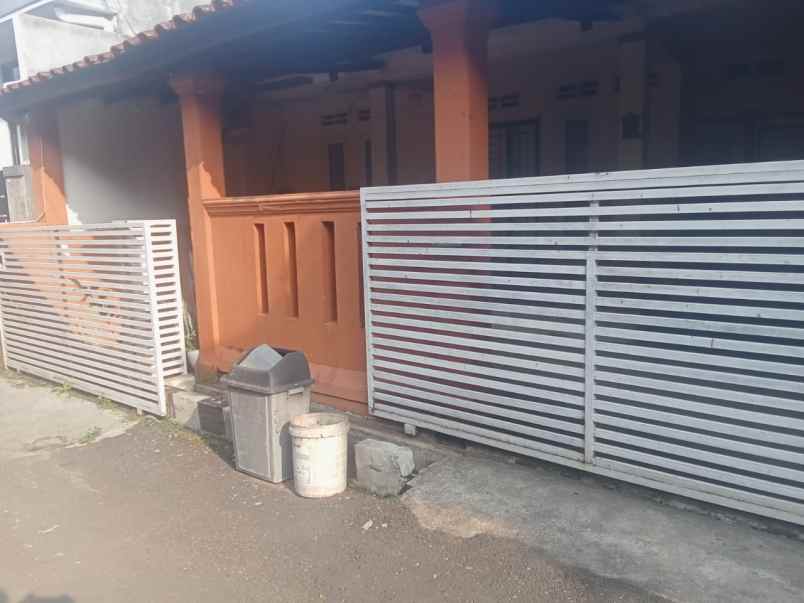 dijual rumah kec cimahi utara