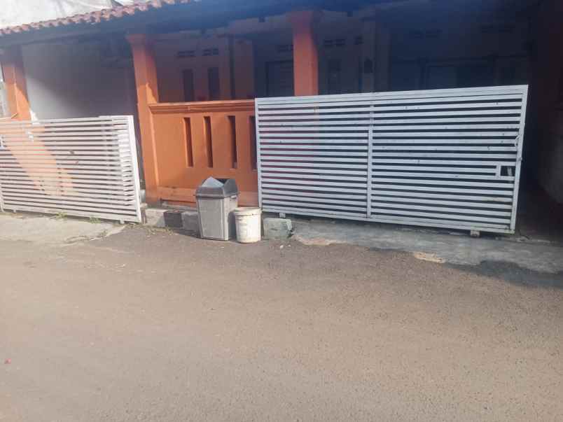 dijual rumah kec cimahi utara