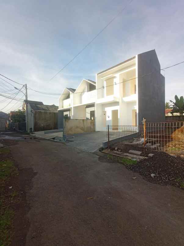 dijual rumah kedung waringin kec tanah