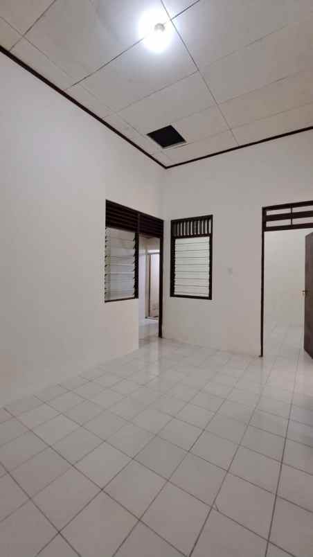 dijual rumah kelapa gading