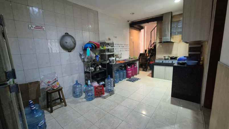 dijual rumah kelapa nias kelapa gading