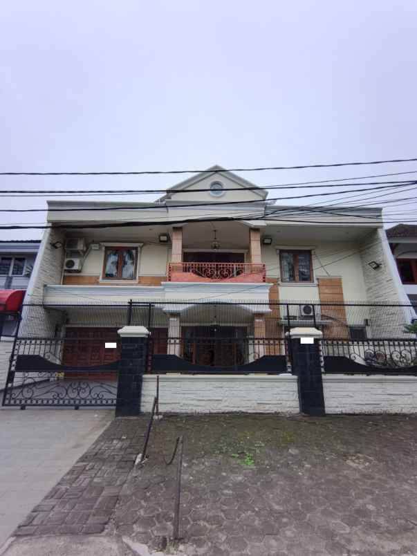 dijual rumah kelapa nias kelapa gading