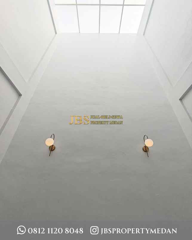 dijual rumah komplek adam malik