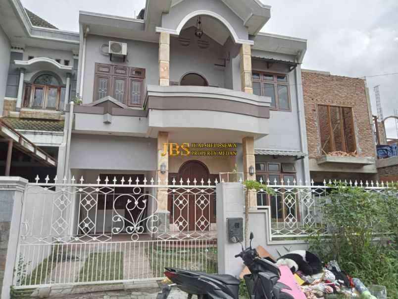 dijual rumah komplek bumi asri jalan asrama