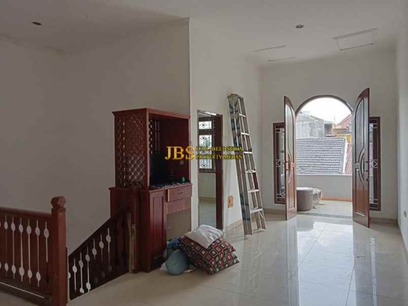 dijual rumah komplek bumi asri jalan asrama