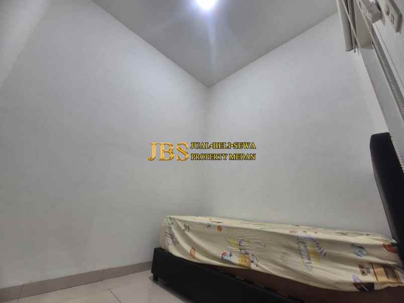 dijual rumah komplek cemara asri jalan
