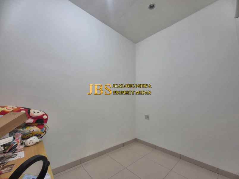 dijual rumah komplek cemara asri jalan
