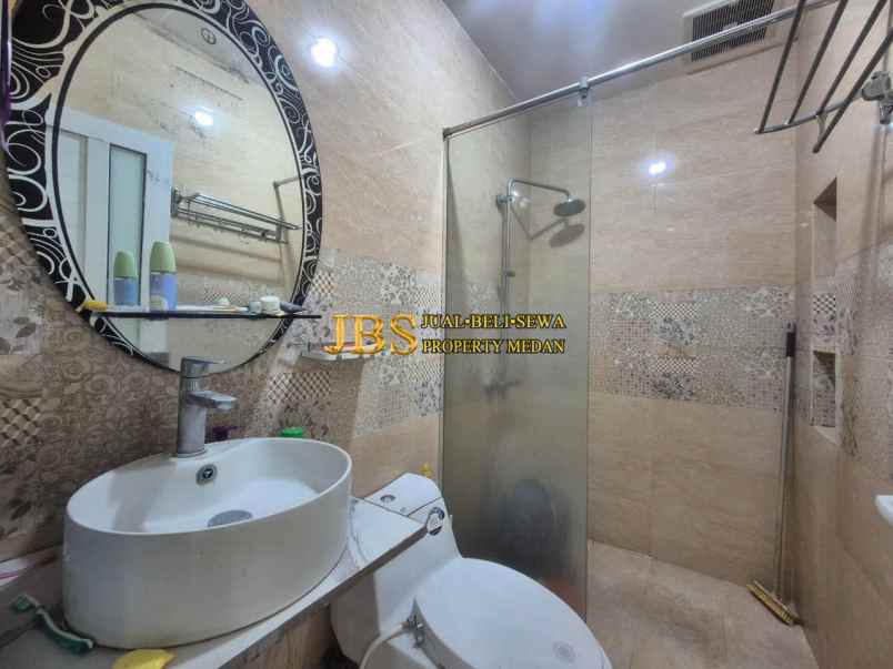 dijual rumah komplek cemara asri jalan