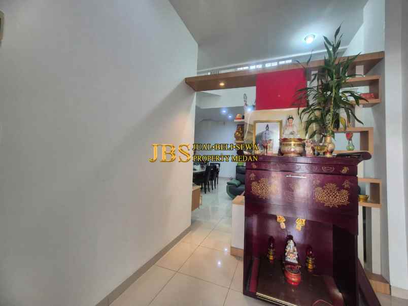 dijual rumah komplek cemara asri jalan