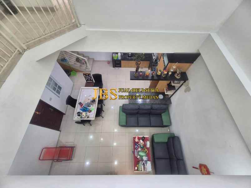 dijual rumah komplek cemara asri jalan