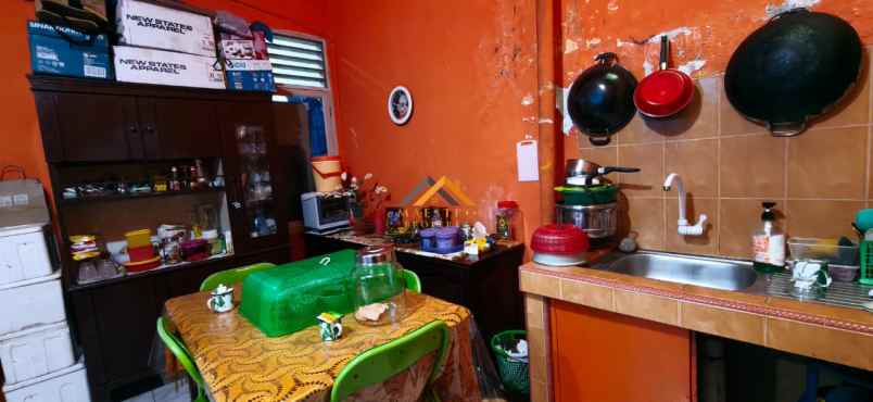 dijual rumah komplek cemara hijau jalan