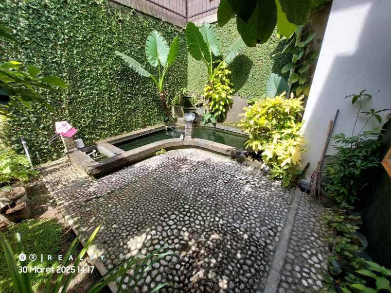 dijual rumah komplek cigadung