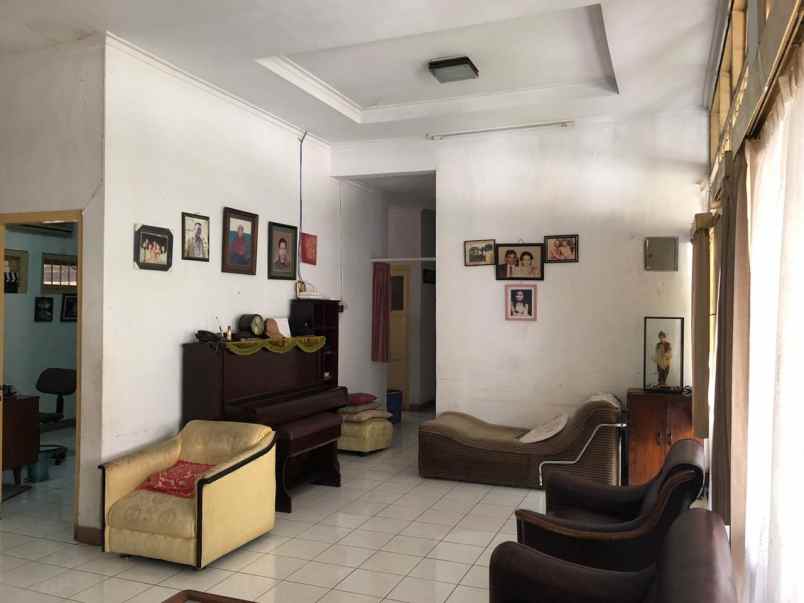 dijual rumah komplek cipinang baru