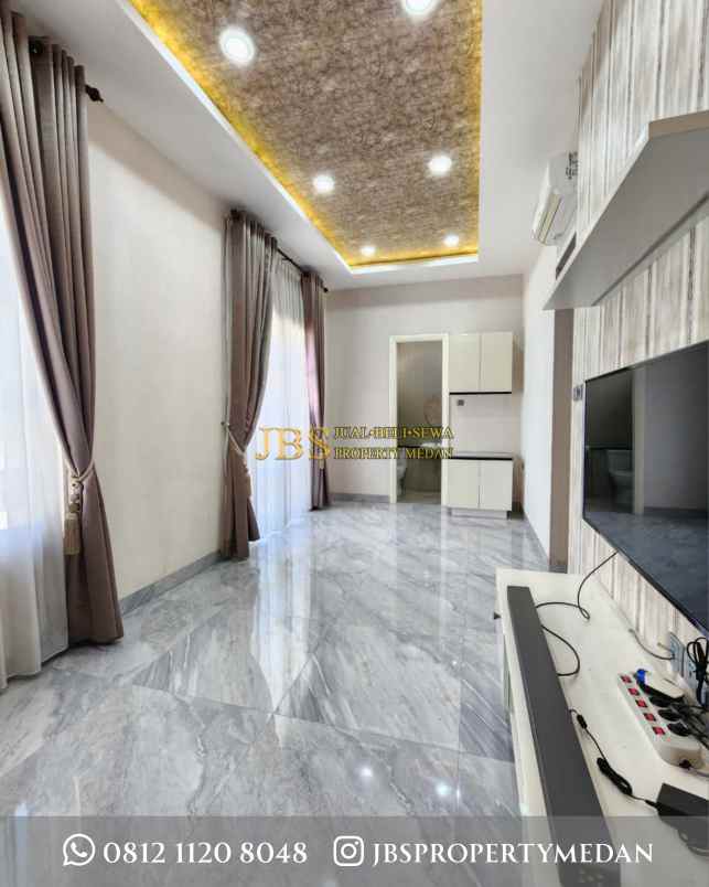 dijual rumah komplek citraland gama