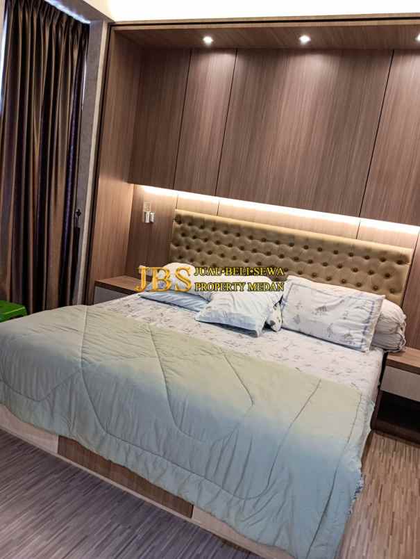 dijual rumah komplek citraland gama