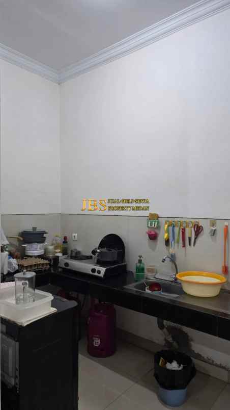 dijual rumah komplek citraland gama