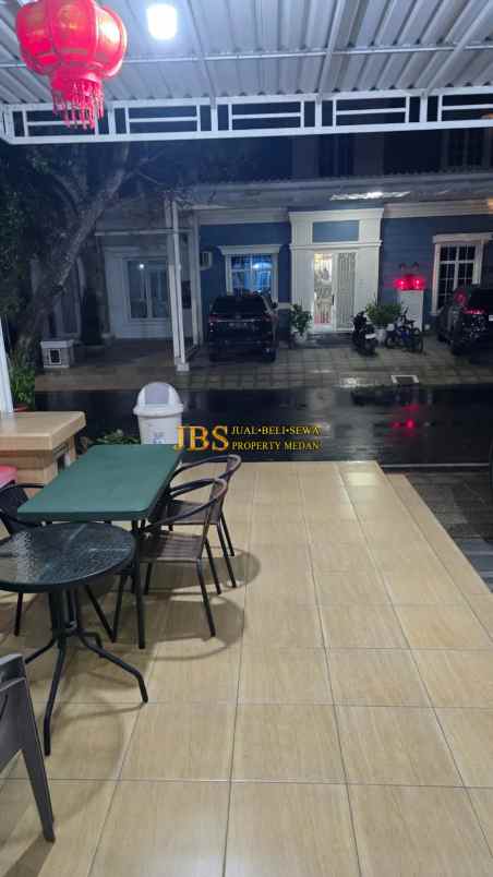 dijual rumah komplek citraland gama