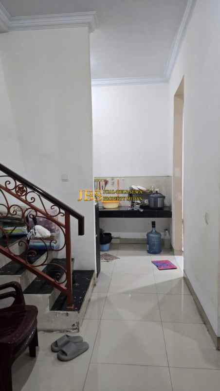 dijual rumah komplek citraland gama