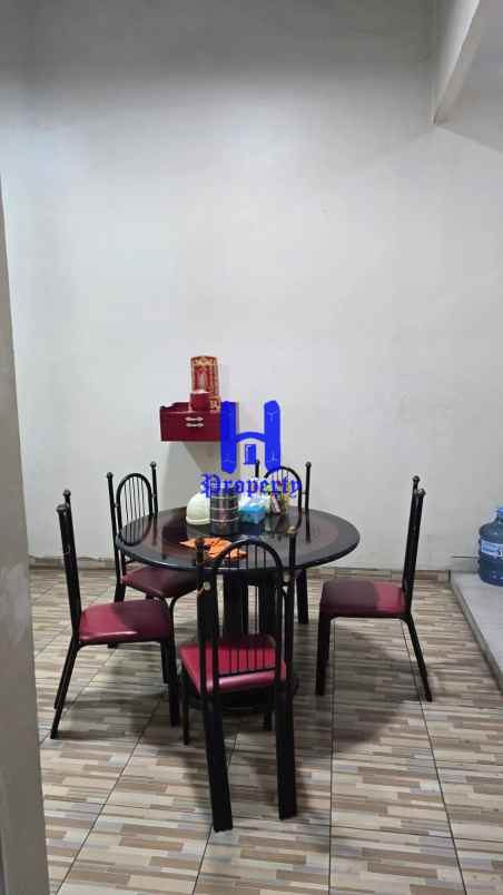 dijual rumah komplek citraland gama