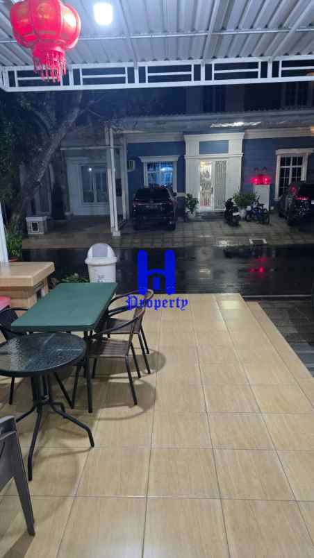 dijual rumah komplek citraland gama