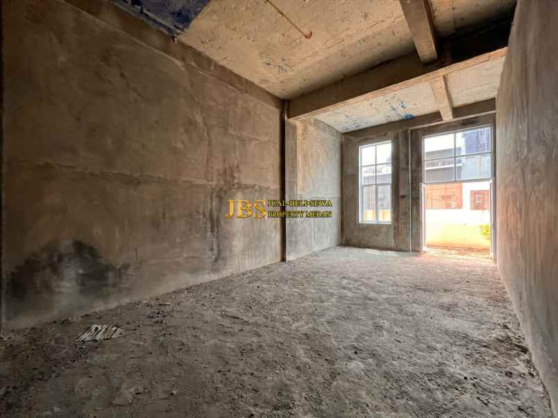 dijual rumah komplek jati mas jalan