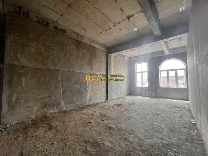 dijual rumah komplek jati mas jalan