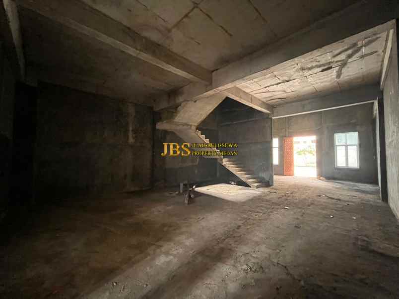 dijual rumah komplek jati mas jalan