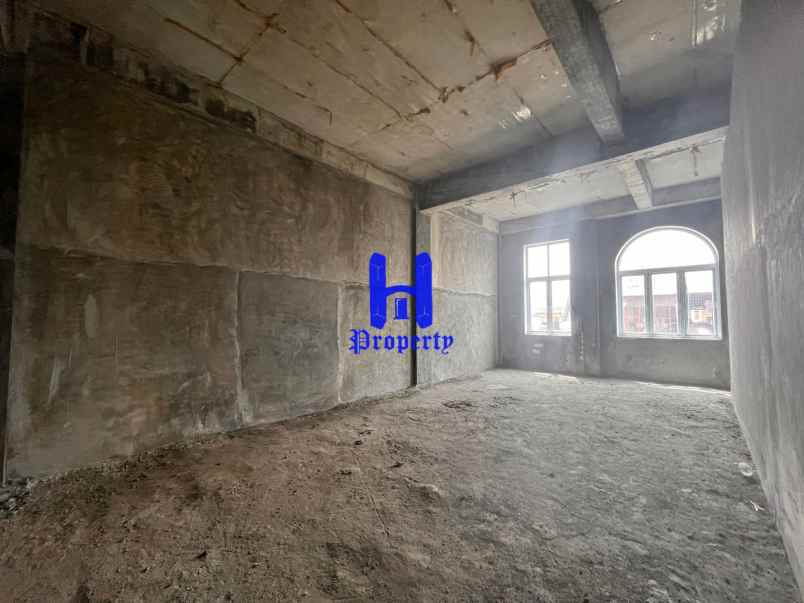 dijual rumah komplek jati mas jalan