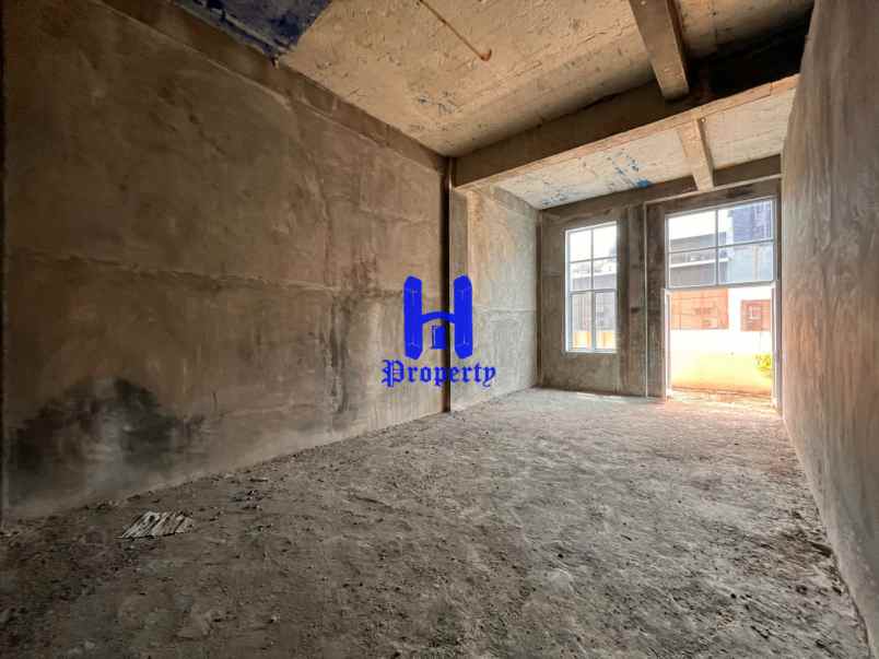 dijual rumah komplek jati mas jalan