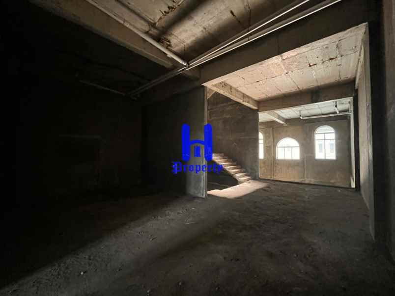 dijual rumah komplek jati mas jalan