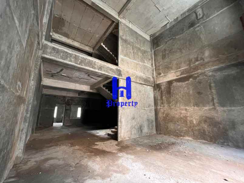 dijual rumah komplek jati mas jalan