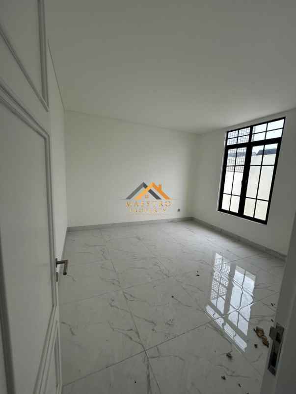 dijual rumah komplek jewel garden jl