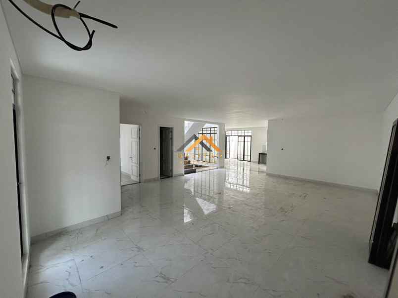 dijual rumah komplek jewel garden jl