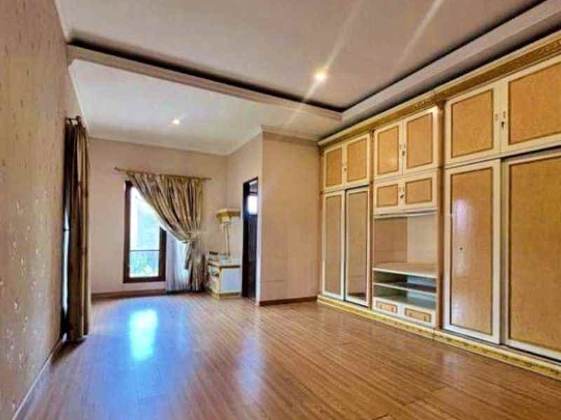 dijual rumah komplek ligamas