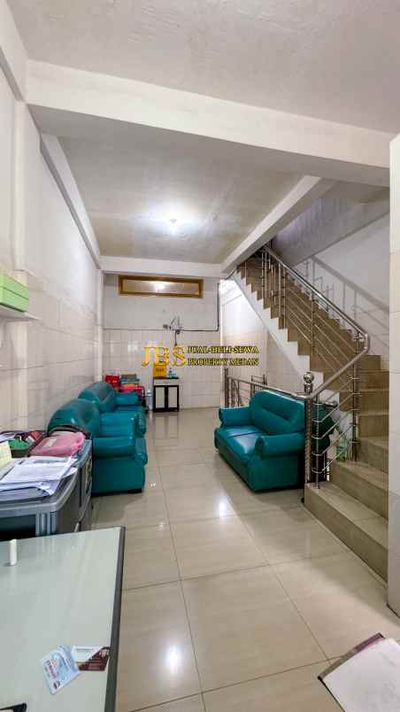 dijual rumah komplek madio mega mas