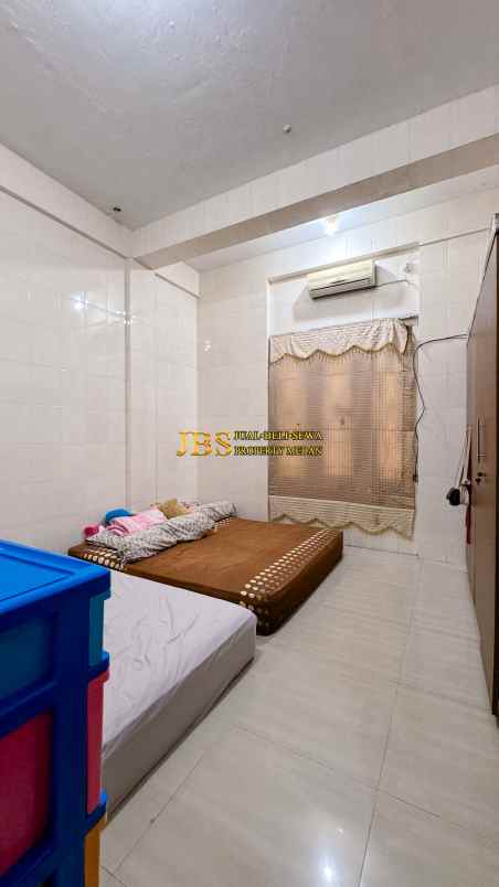 dijual rumah komplek madio mega mas