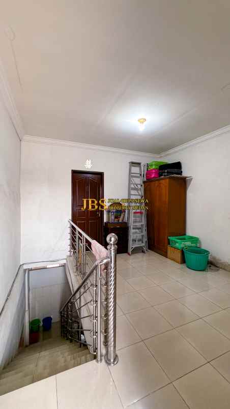 dijual rumah komplek madio mega mas