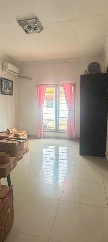 dijual rumah komplek permata angkasa