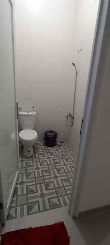 dijual rumah komplek private village