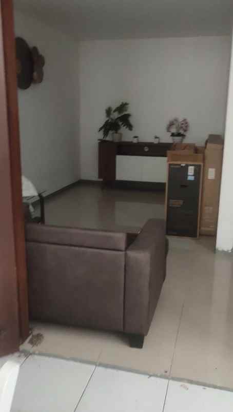 dijual rumah komplek setraduta bandung