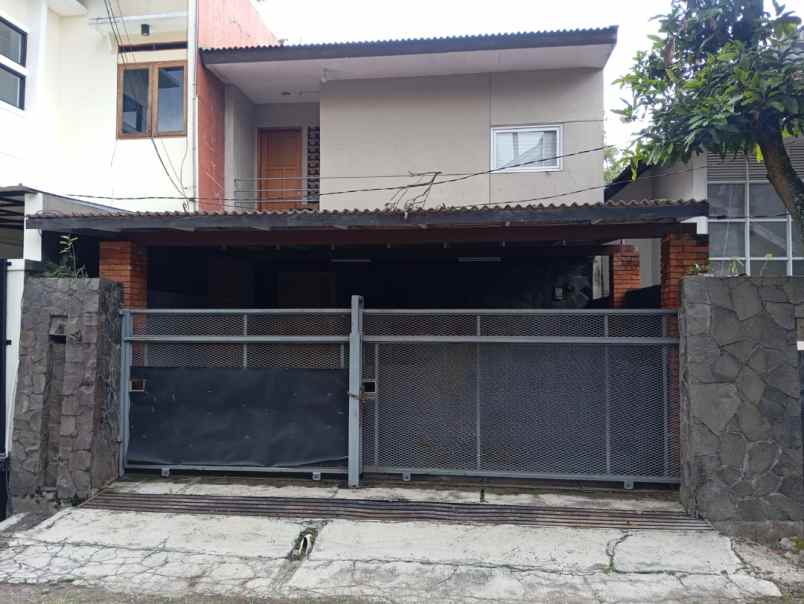 dijual rumah komplek setraduta bandung