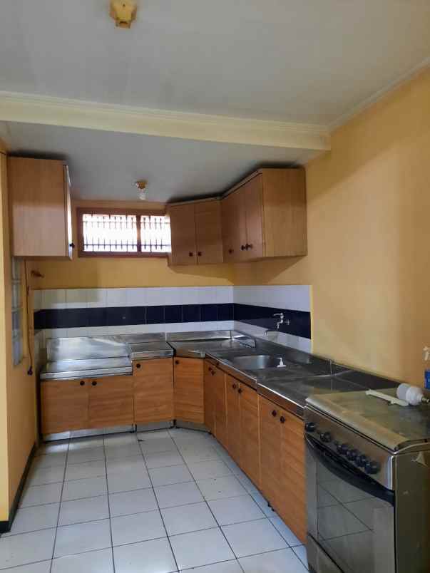 dijual rumah komplek sukaluyu cikutra