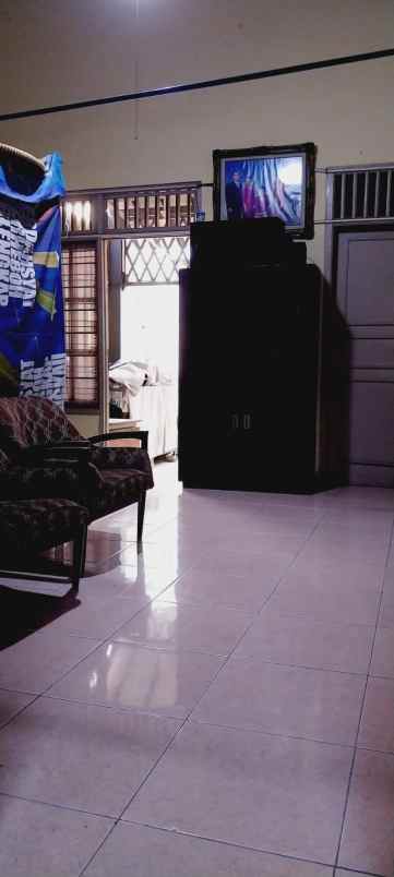 dijual rumah kompleks setneg cempaka