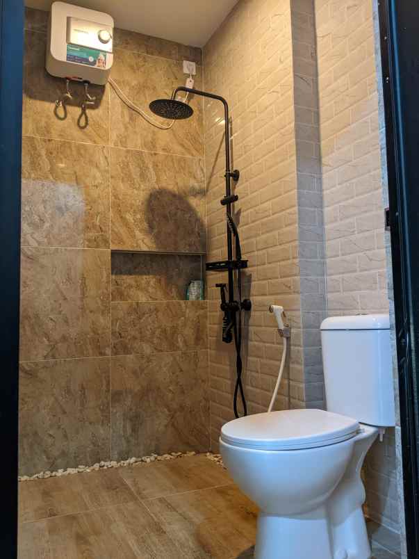 dijual rumah konsep villa private pool turi sleman