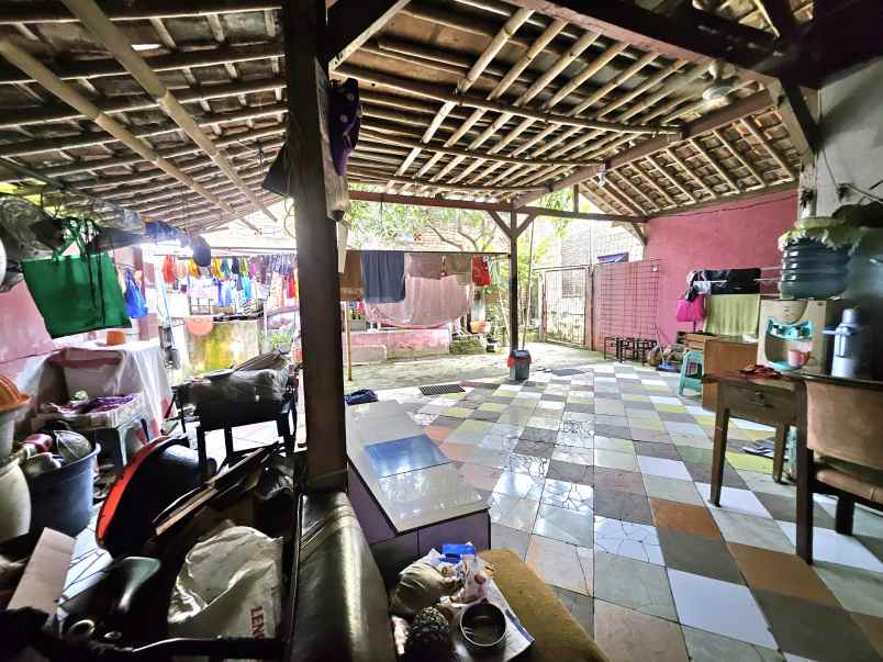 dijual rumah kontrakan 5 pintu