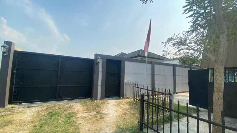 dijual rumah kp rahayu