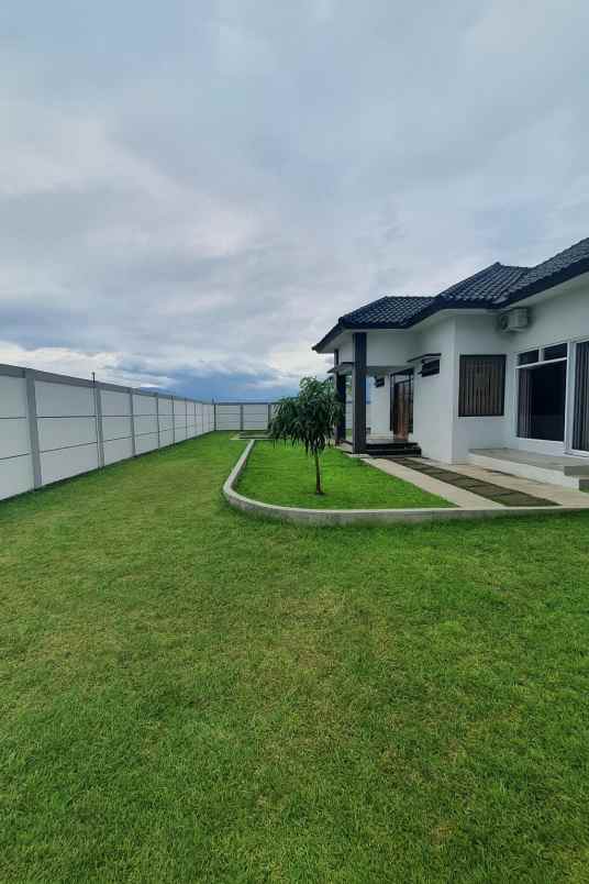 dijual rumah kp rahayu